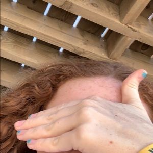 Meet your Posher, Claire